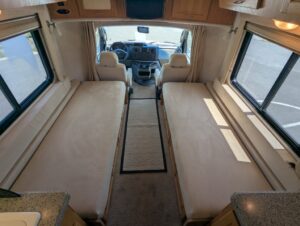 2009 Born Free Built for Two — photo 50 of 56