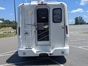 2009 Born Free Built for Two — photo 33 of 56