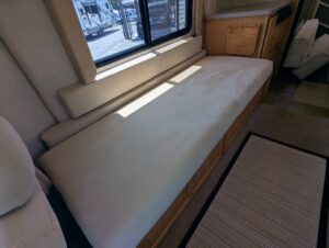 2009 Born Free Built for Two — photo 19 of 56