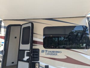 2021 Gulf Stream BT Cruiser 5210 — photo 26 of 70