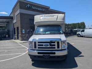 2021 Gulf Stream BT Cruiser 5210 — photo 2 of 70