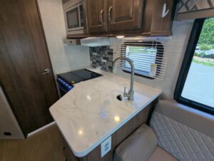 2021 Gulf Stream BT Cruiser 5210 — photo 54 of 70