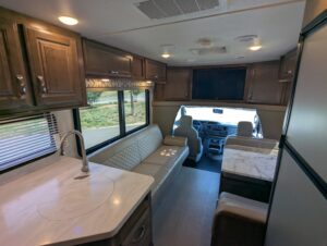 2021 Gulf Stream BT Cruiser 5210 — photo 32 of 70