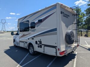 2021 Gulf Stream BT Cruiser 5210 — photo 8 of 70