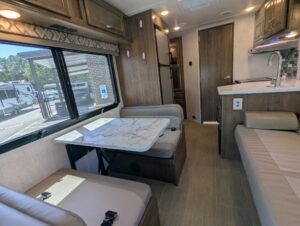 2021 Gulf Stream BT Cruiser 5210 — photo 44 of 70