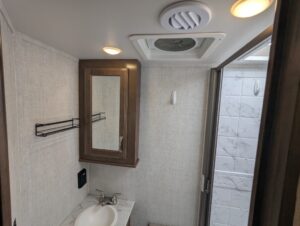 2021 Gulf Stream BT Cruiser 5210 — photo 63 of 70