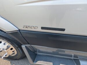 2011 Roadtrek Adventurous — photo 30 of 47