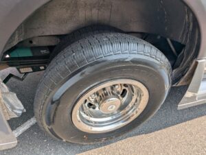 2011 Roadtrek Adventurous — photo 12 of 47