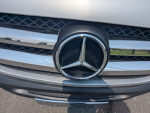 2011 Roadtrek Adventurous — photo 31 of 47