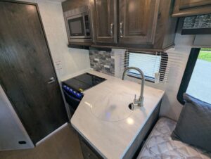 2022 Gulf Stream BT Cruiser 5210 — photo 45 of 72