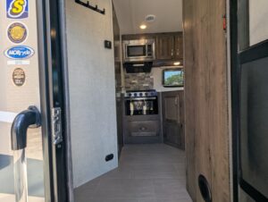 2022 Gulf Stream BT Cruiser 5210 — photo 53 of 72