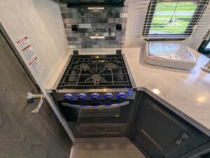 2022 Gulf Stream BT Cruiser 5210 — photo 70 of 72