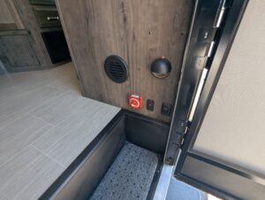 2022 Gulf Stream BT Cruiser 5210 — photo 52 of 72