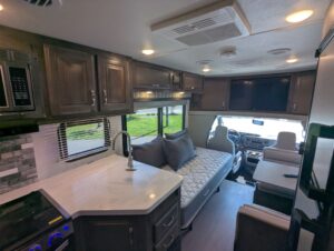 2022 Gulf Stream BT Cruiser 5210 — photo 55 of 72