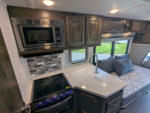 2022 Gulf Stream BT Cruiser 5210 — photo 62 of 72