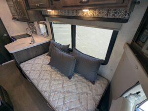 2022 Gulf Stream BT Cruiser 5210 — photo 44 of 72