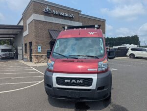 2022 Winnebago 59P Solis — photo 15 of 51