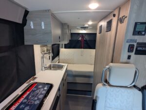 2022 Winnebago 59P Solis — photo 36 of 51