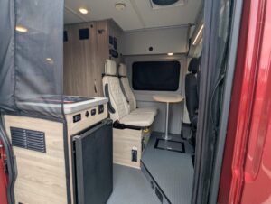 2022 Winnebago 59P Solis — photo 27 of 51
