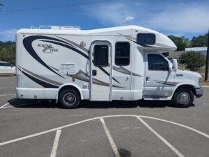2011 Born Free 22RSK — photo 11 of 59