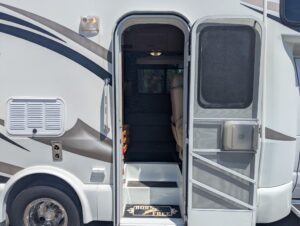 2011 Born Free 22RSK — photo 19 of 59
