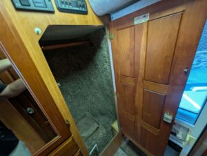 2003 Chinook Destiny Special Edition — photo 47 of 47