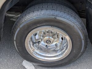 2003 Chinook Destiny Special Edition — photo 6 of 47