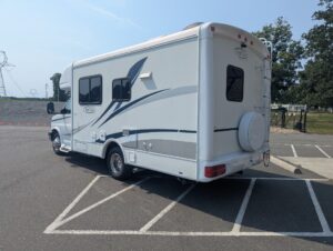 2004 R-Vision Trail Lite — photo 13 of 56