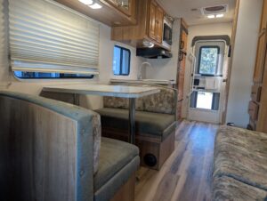 2005 R-Vision Trail Lite M-214 — photo 23 of 26